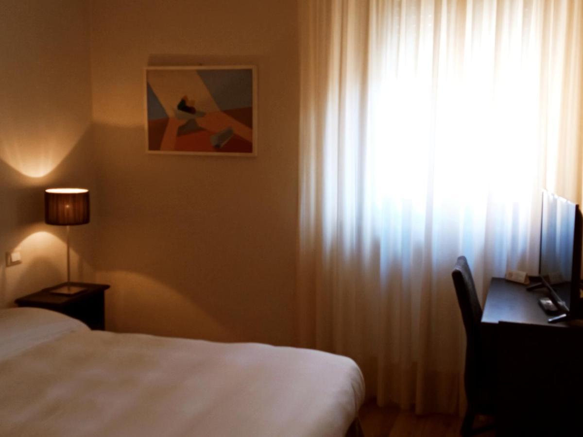 Hotel Touring Livorno Buitenkant foto
