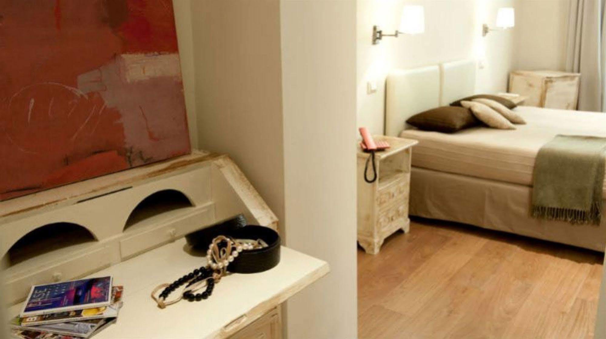 Hotel Touring Livorno Buitenkant foto